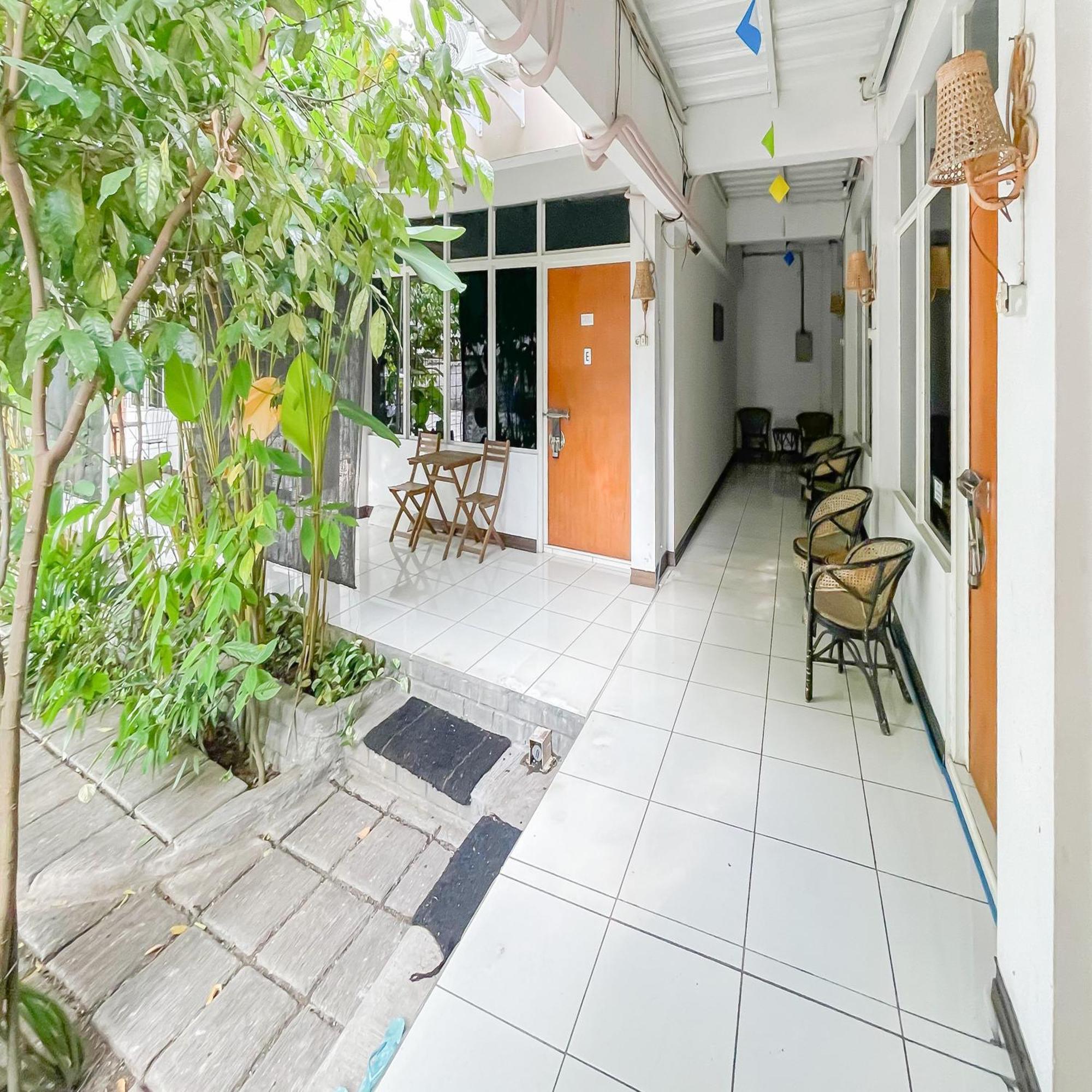 Reddoorz Syariah At Jalan Ra Kosasih Sukabumi 호텔 외부 사진
