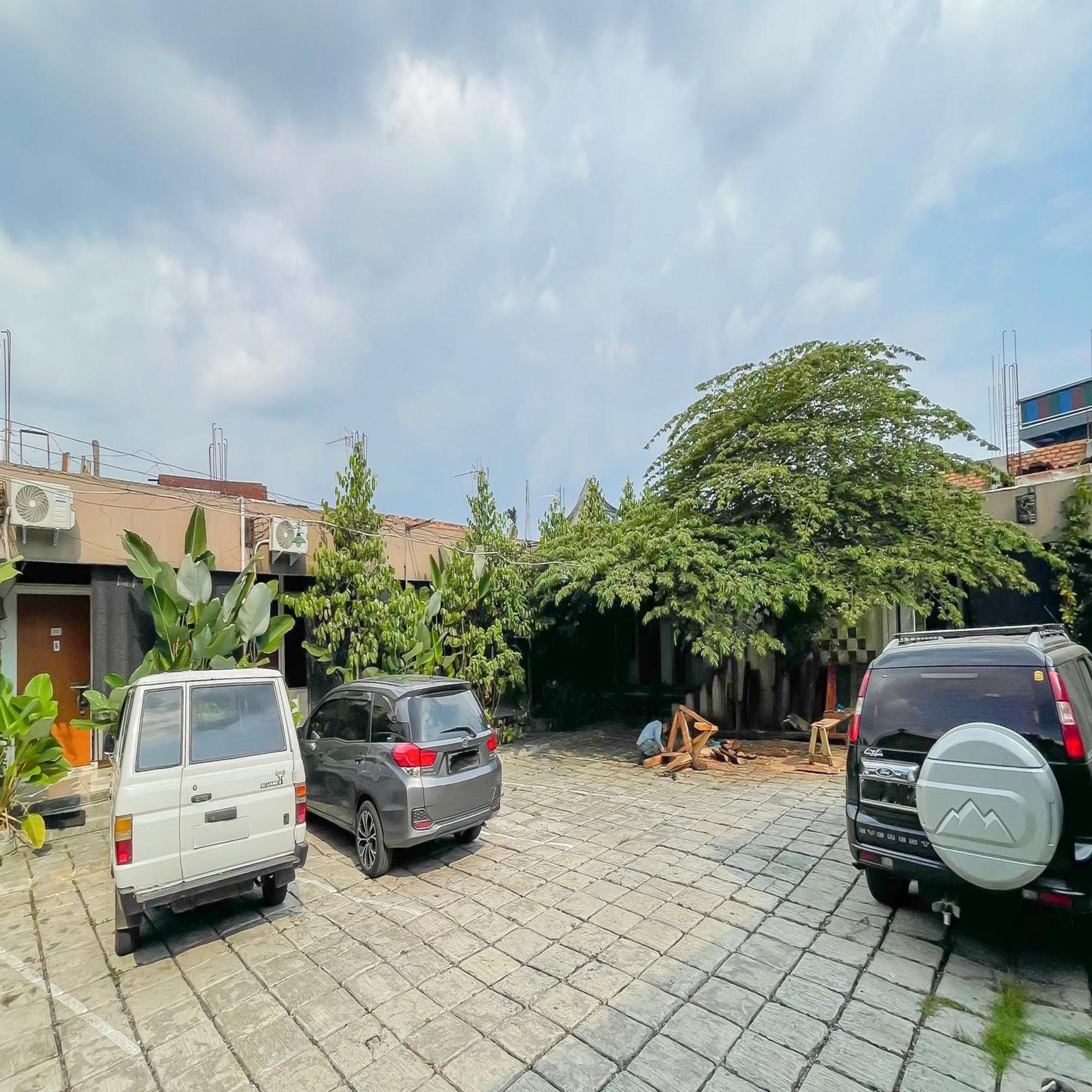 Reddoorz Syariah At Jalan Ra Kosasih Sukabumi 호텔 외부 사진